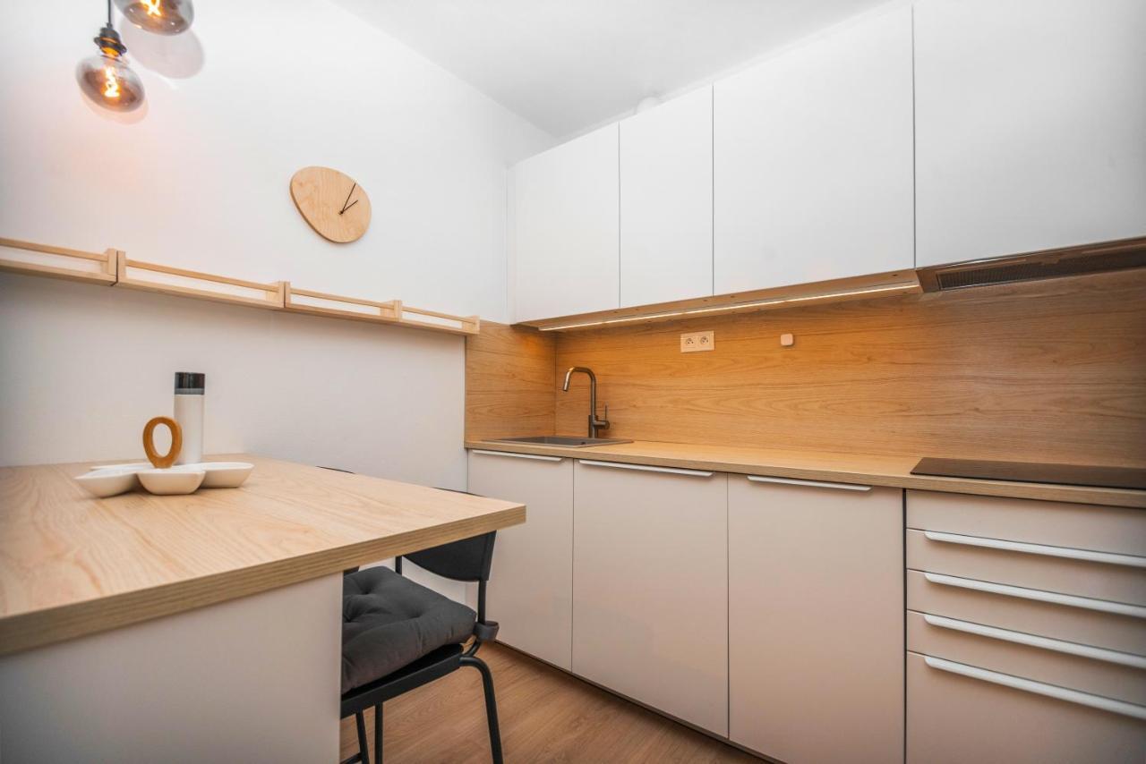 Center - Modern & Elegant Apartman