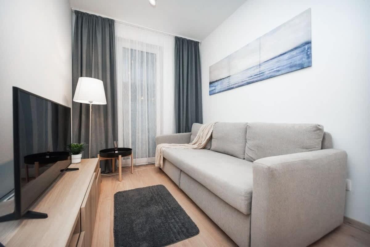Center - Modern & Elegant Apartman